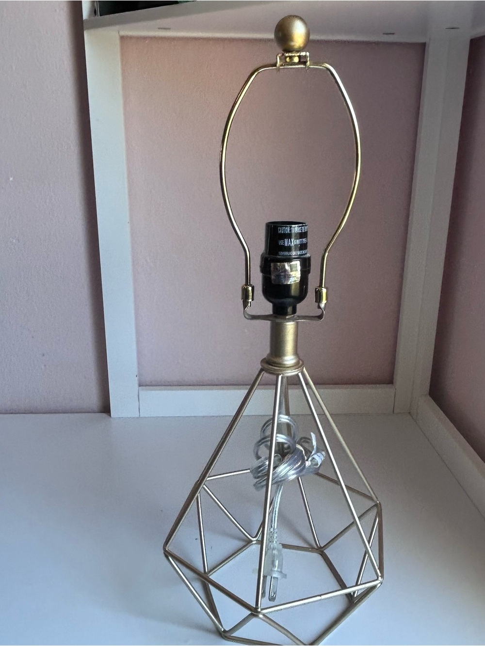 Geometric Metal Table Lamp - Gold